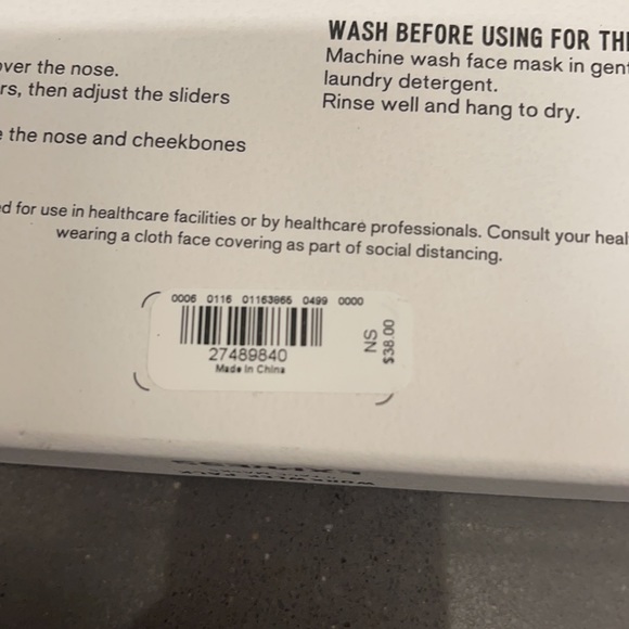 NWT 5 PACK MASK SET - Picture 3 of 6